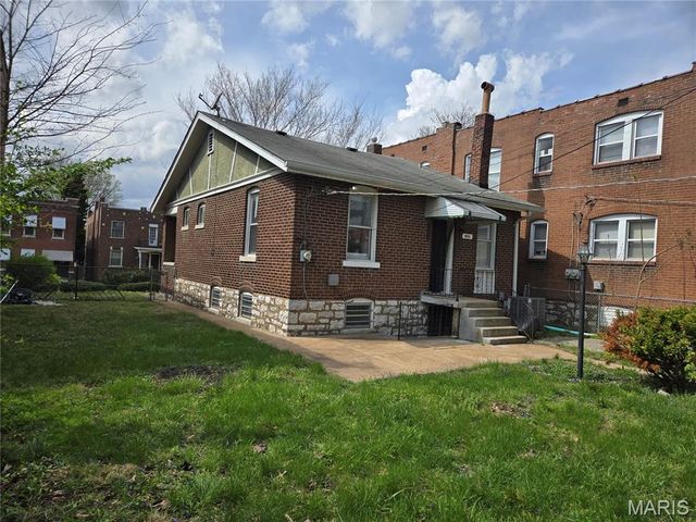 4338 Oregon Avenue, St Louis, MO 63111