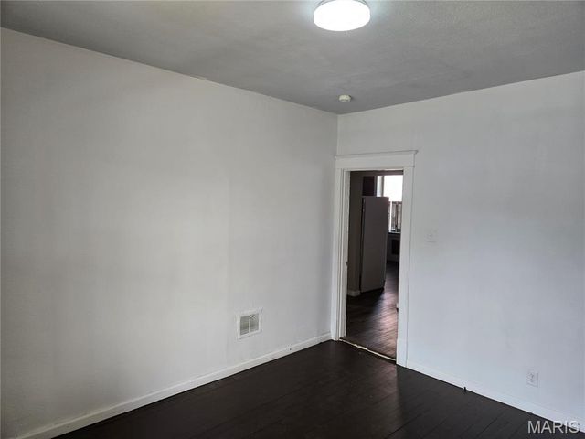 4338 Oregon Avenue, St Louis, MO 63111