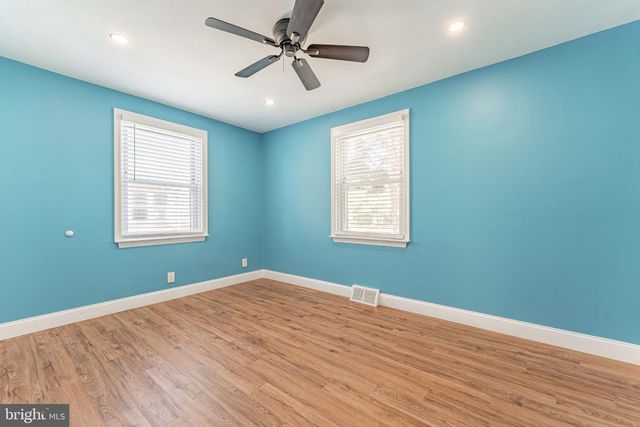 54 FAIRVIEW AVE, Clifton Heights, PA 19018
