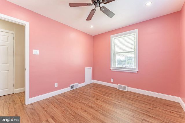 54 FAIRVIEW AVE, Clifton Heights, PA 19018
