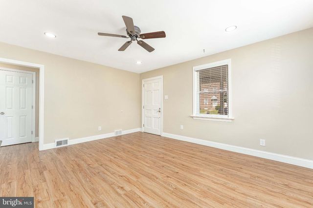 54 FAIRVIEW AVE, Clifton Heights, PA 19018