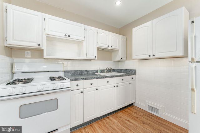 54 FAIRVIEW AVE, Clifton Heights, PA 19018