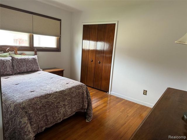 15258 Travis Street, Southgate, MI 48195