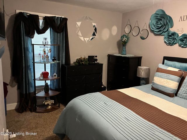 3827 Alford Ave, Louisville, KY 40212