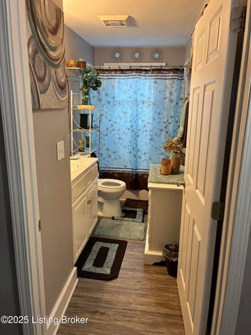 3827 Alford Ave, Louisville, KY 40212