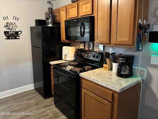 3827 Alford Ave, Louisville, KY 40212