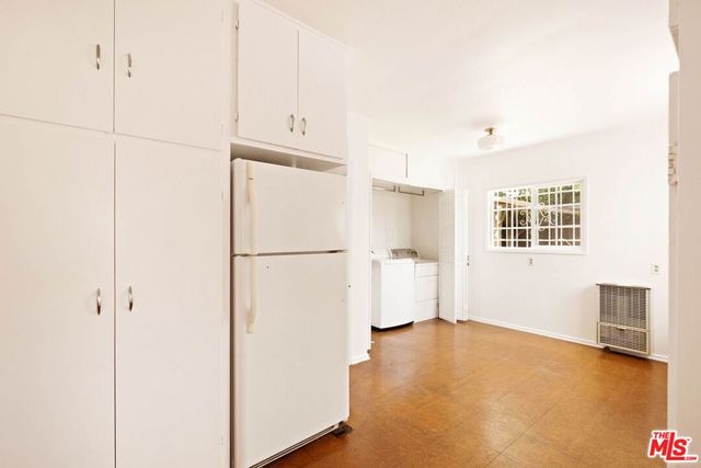 938 S Plymouth Boulevard, Los Angeles, CA 90019