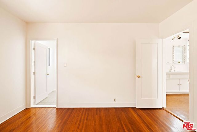 938 S Plymouth Boulevard, Los Angeles, CA 90019