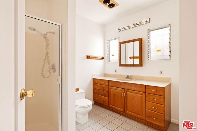 938 S Plymouth Boulevard, Los Angeles, CA 90019