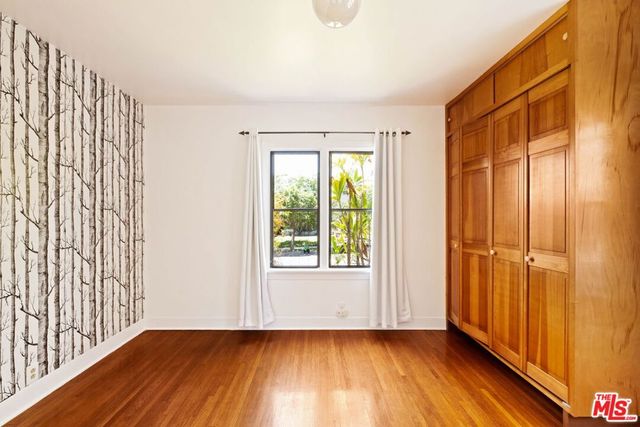 938 S Plymouth Boulevard, Los Angeles, CA 90019