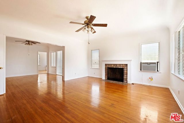938 S Plymouth Boulevard, Los Angeles, CA 90019