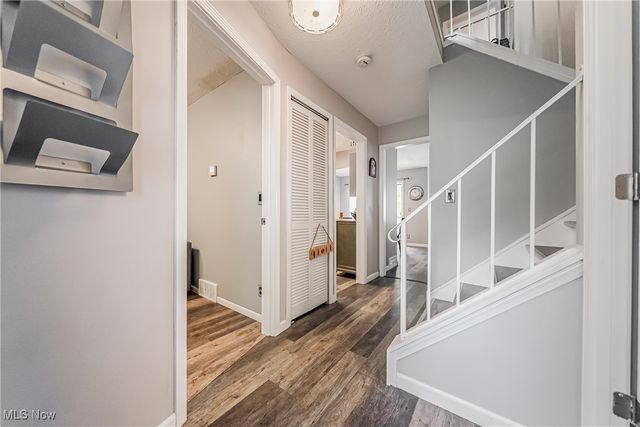 11499 Pearl Road, Strongsville, OH 44136