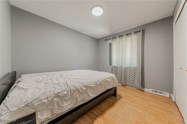 11499 Pearl Road, Strongsville, OH 44136