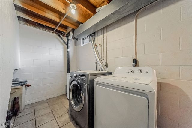 11499 Pearl Road, Strongsville, OH 44136