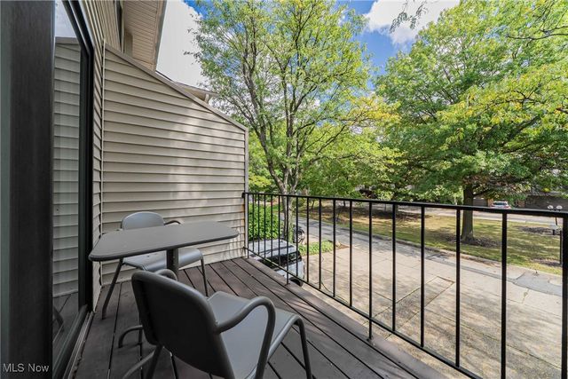 11499 Pearl Road, Strongsville, OH 44136