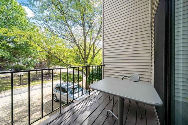 11499 Pearl Road, Strongsville, OH 44136