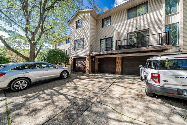 11499 Pearl Road, Strongsville, OH 44136