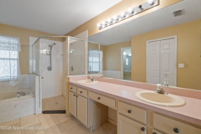 1778 Parrsboro Street NW, Palm Bay, FL 32907