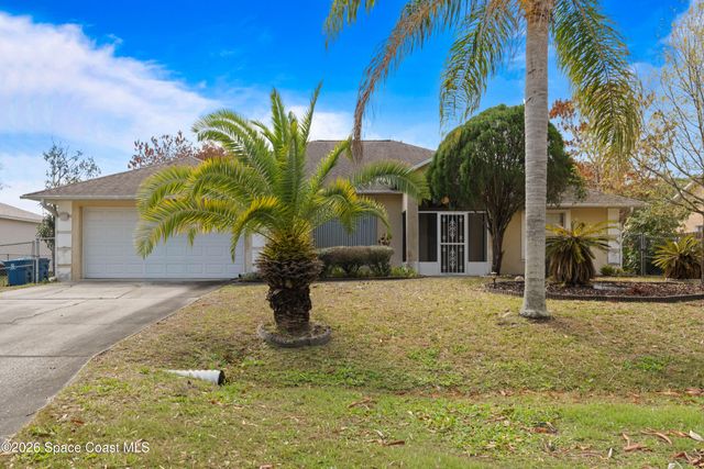 1778 Parrsboro Street NW, Palm Bay, FL 32907