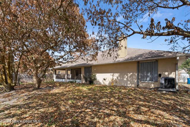 1778 Parrsboro Street NW, Palm Bay, FL 32907