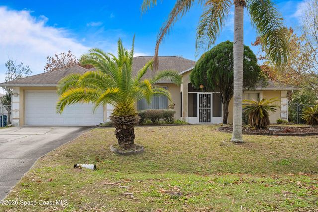 1778 Parrsboro Street NW, Palm Bay, FL 32907