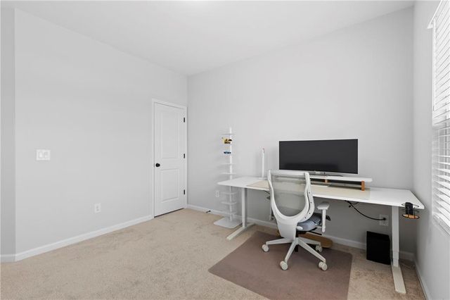 4068 Annsbury Ct, Lilburn, GA 30047