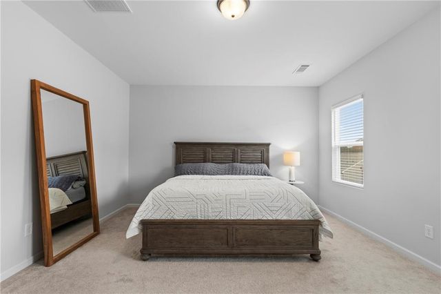 4068 Annsbury Ct, Lilburn, GA 30047