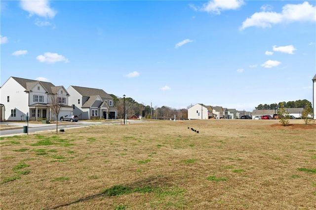 4068 Annsbury Ct, Lilburn, GA 30047