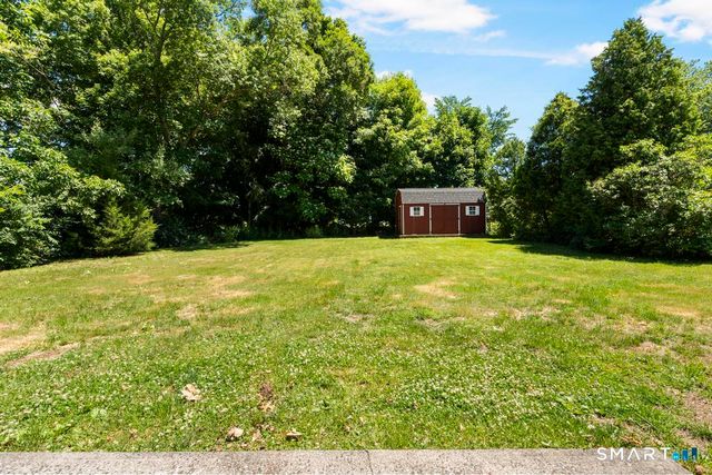 43 East Village Road, Shelton, CT 06484