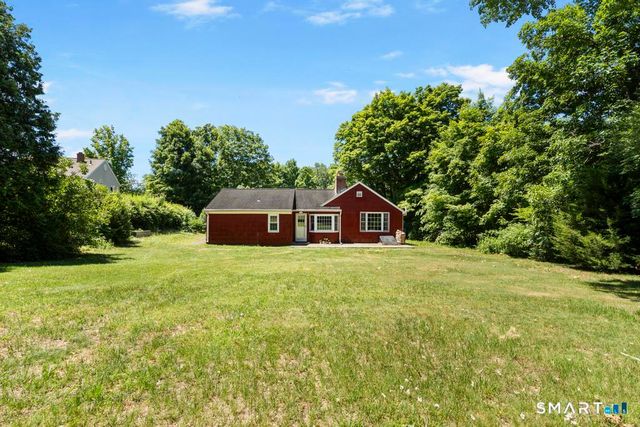 43 East Village Road, Shelton, CT 06484