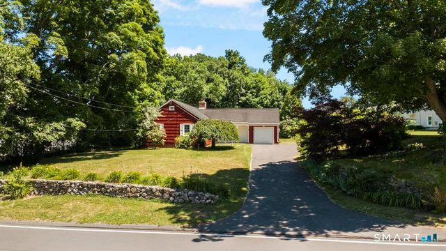 43 East Village Road, Shelton, CT 06484