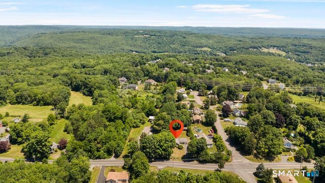 43 East Village Road, Shelton, CT 06484