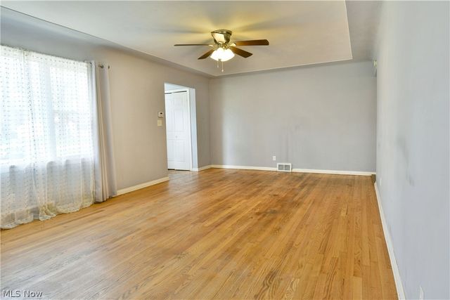 3205 Redgate Lane, Youngstown, OH 44511