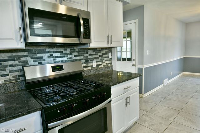 3205 Redgate Lane, Youngstown, OH 44511