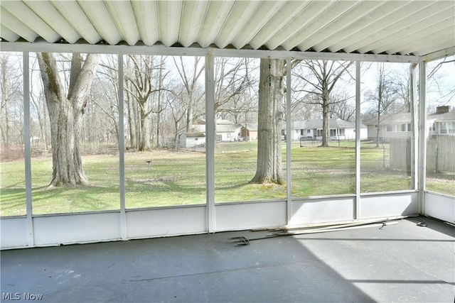 3205 Redgate Lane, Youngstown, OH 44511