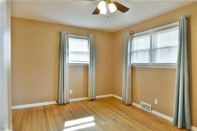 3205 Redgate Lane, Youngstown, OH 44511