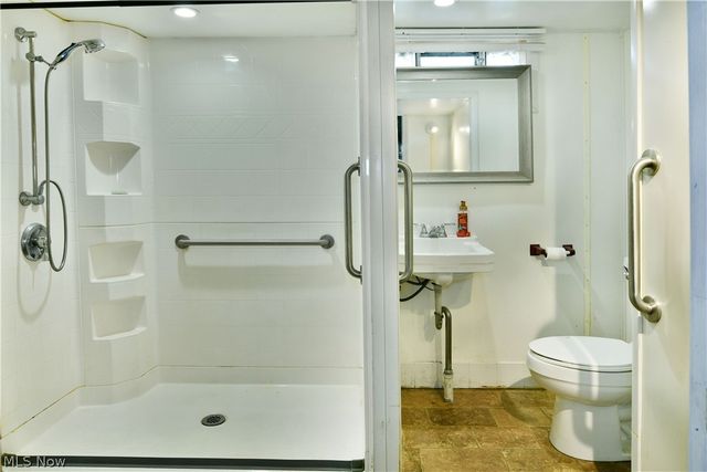 3205 Redgate Lane, Youngstown, OH 44511