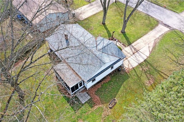 3205 Redgate Lane, Youngstown, OH 44511