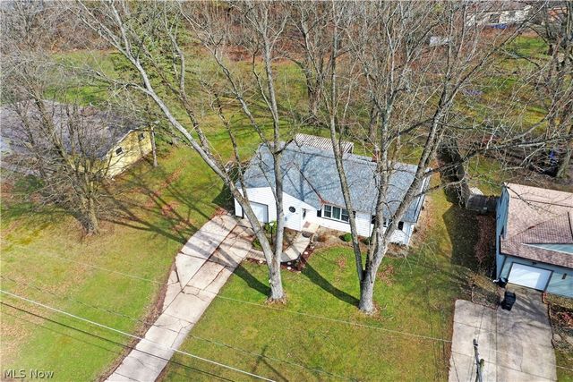 3205 Redgate Lane, Youngstown, OH 44511