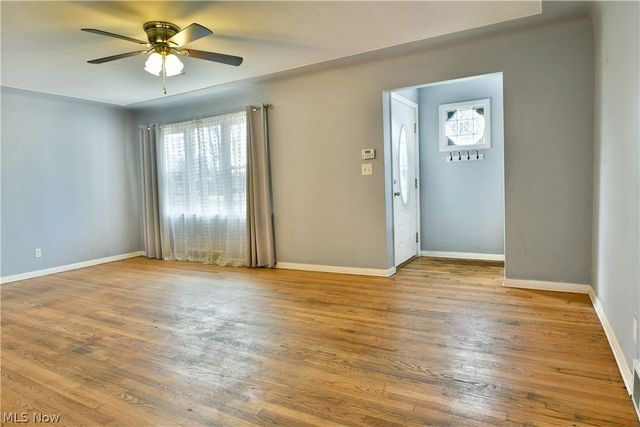 3205 Redgate Lane, Youngstown, OH 44511