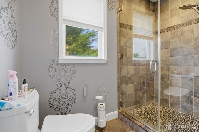 32 Scott Drive, Monroe, NJ 08831