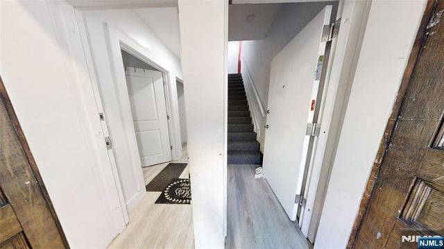 368 Elm Street, Newark, NJ 07105