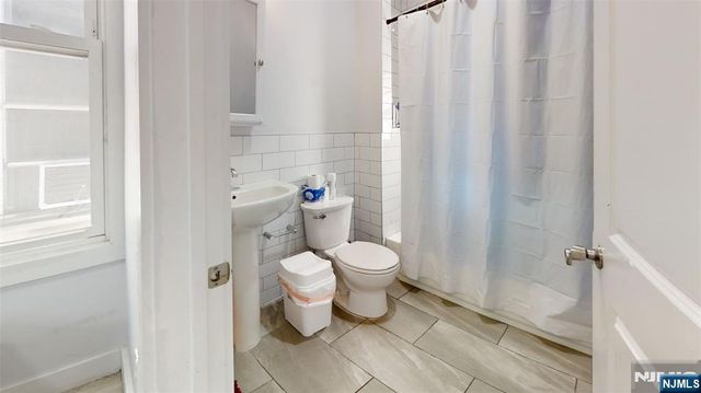 368 Elm Street, Newark, NJ 07105