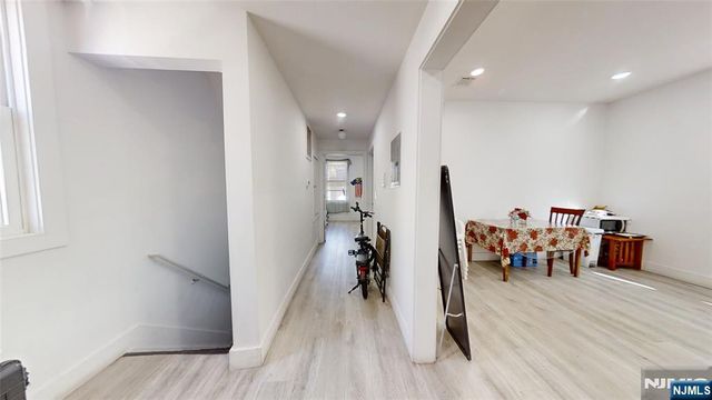 368 Elm Street, Newark, NJ 07105