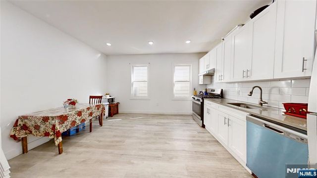 368 Elm Street, Newark, NJ 07105