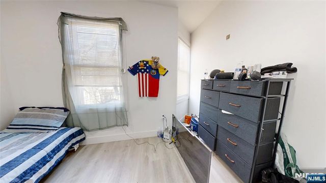 368 Elm Street, Newark, NJ 07105