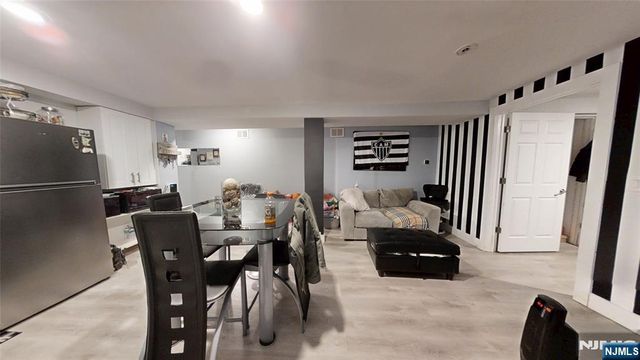 368 Elm Street, Newark, NJ 07105