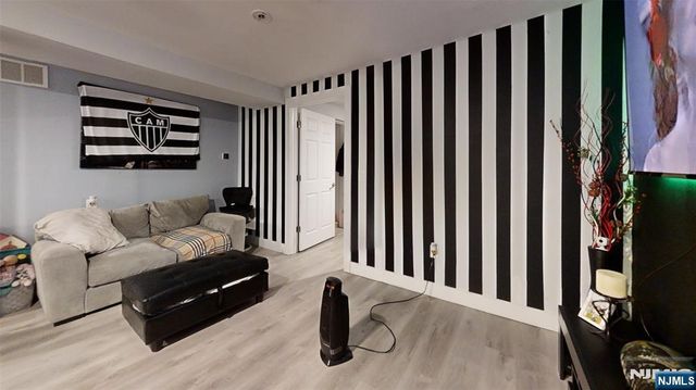 368 Elm Street, Newark, NJ 07105