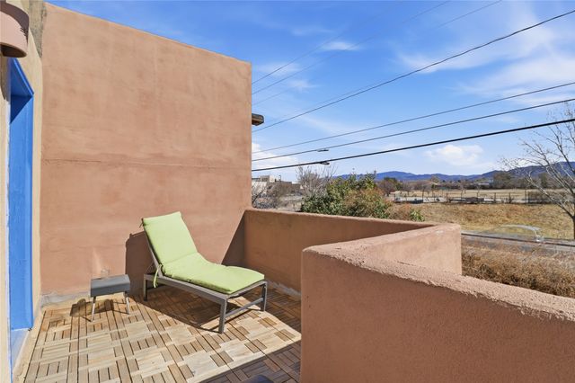 1629 Calle de Oriente Norte, Santa Fe, NM 87507