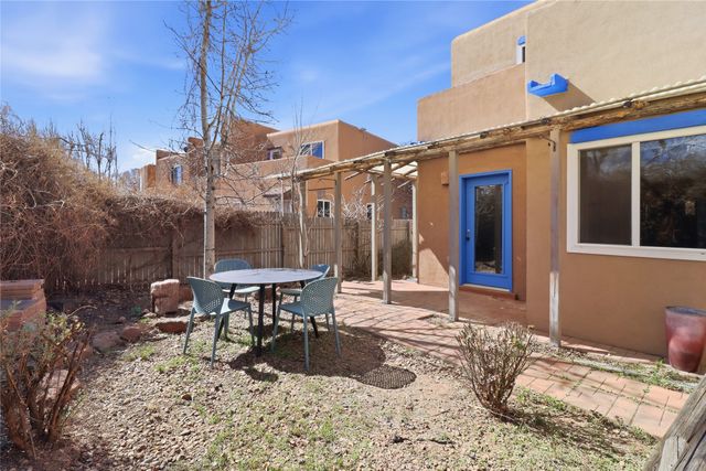 1629 Calle de Oriente Norte, Santa Fe, NM 87507